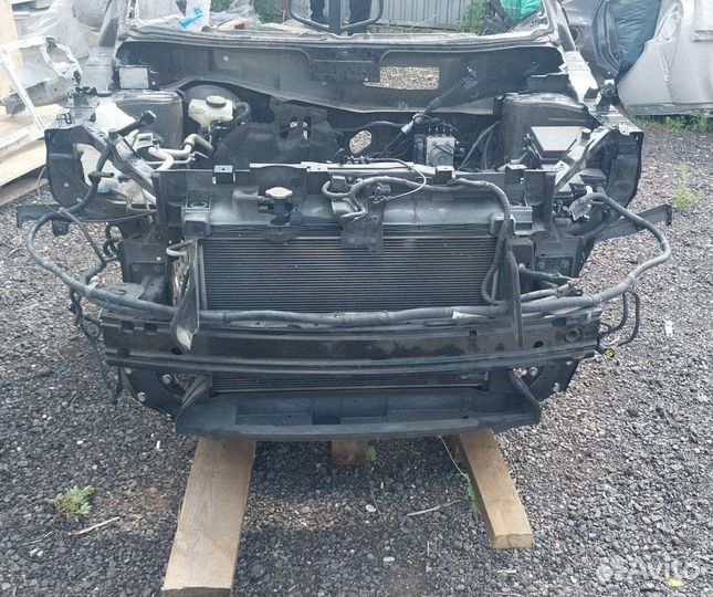 Передняя часть Ниссан х-трэил т32