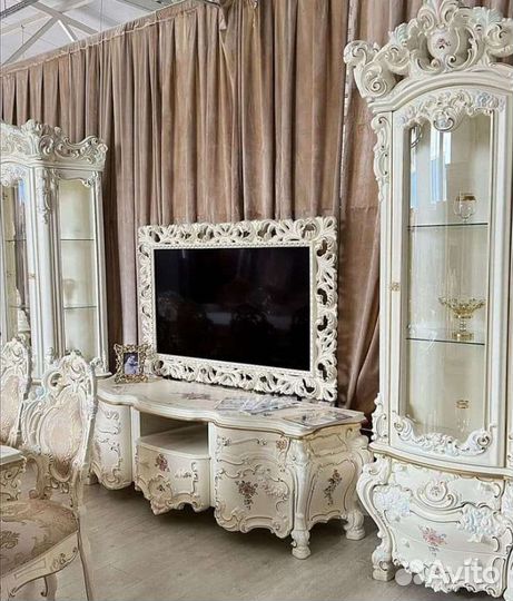 Тумба под тв