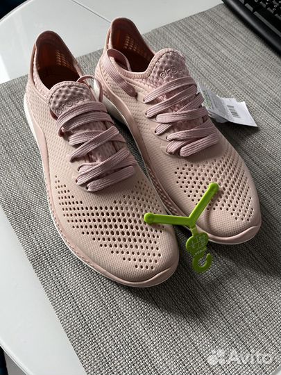 Кроссовки женские crocs 41 р новые