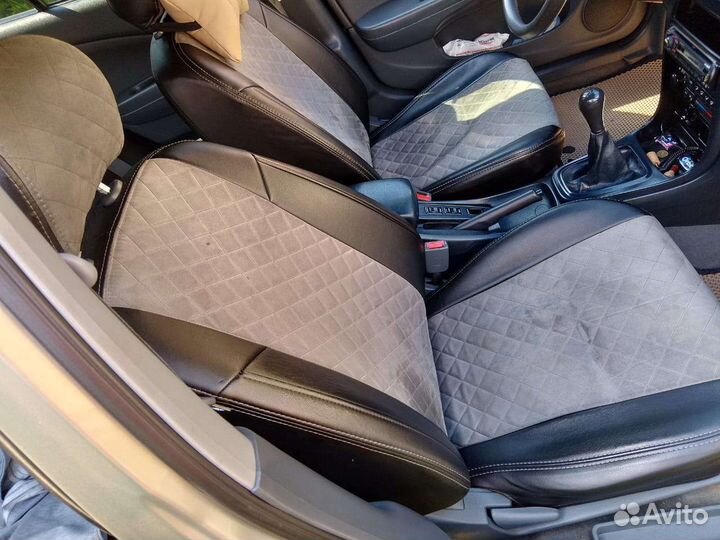 Чехлы на nissan almera классик