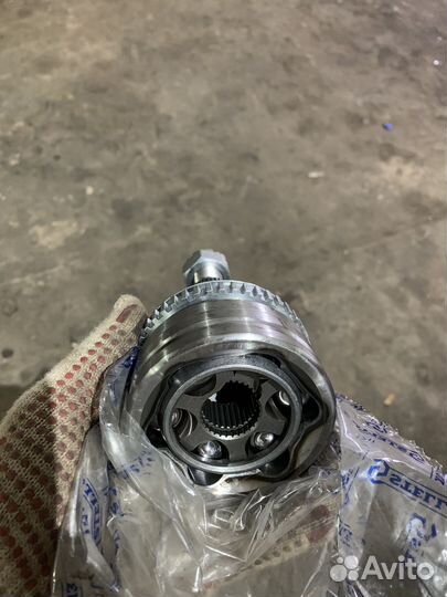 Шрус наружный Шевроле Ланос,Нексия с ABS