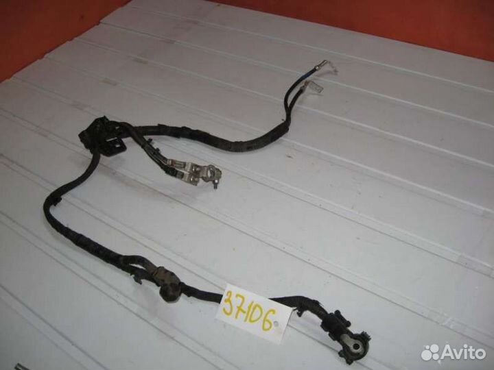 Клемма аккумулятора плюс Hyundai Solaris 2010-2017