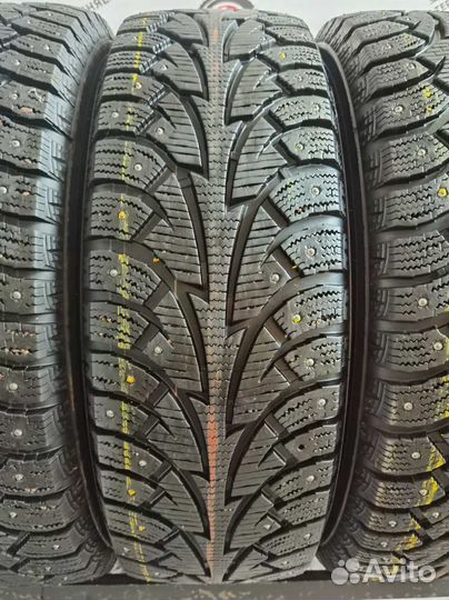 Hankook Winter I'Pike LT RW09 215/65 R17 98T