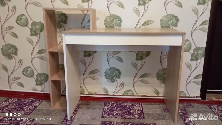 Стол ученический