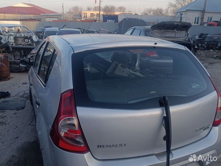 В разборе Renault Sandero 1.4 K7J МКПП