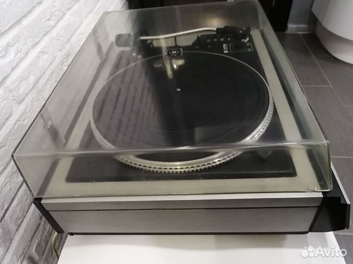 Проигрыватель винила Вега 109