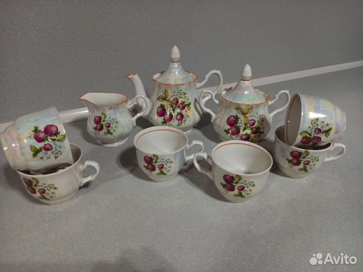 Чайный сервиз на 6 персон