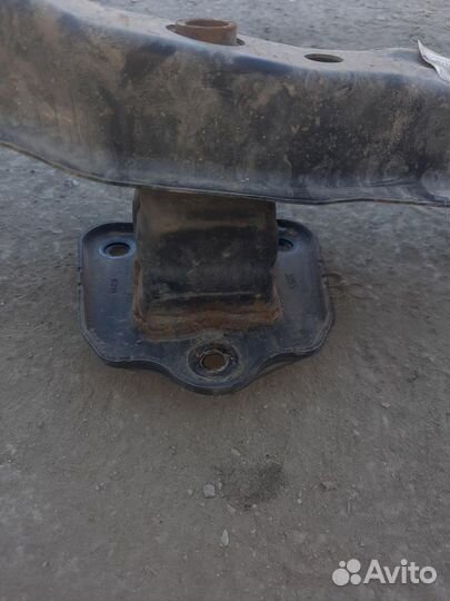 Усилитель заднего бампера BMW 3-series 3 (E90) 200