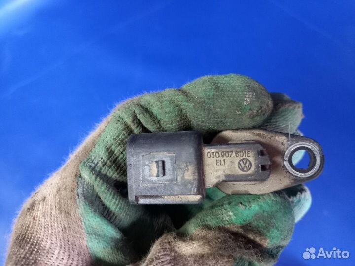 Датчик положения распредвала Volkswagen polo