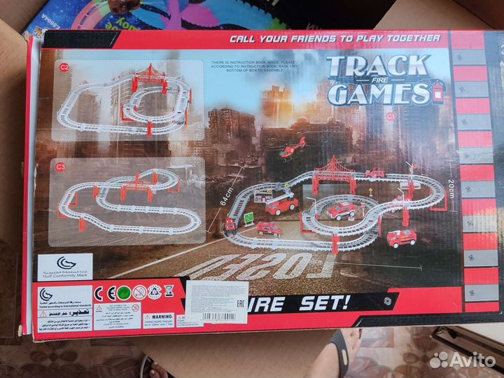 Гоночная трасса с машинкой