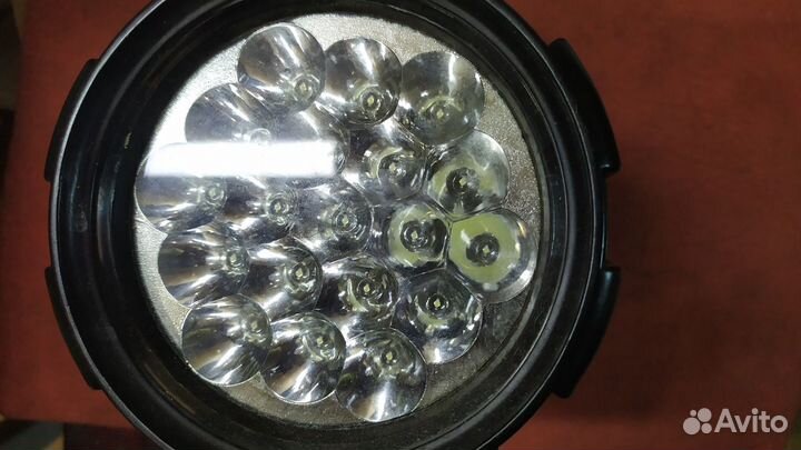 Фонарь светодиодный перезаряжаемый