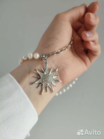 Колье с натуральным жемчугом, кулон солнце