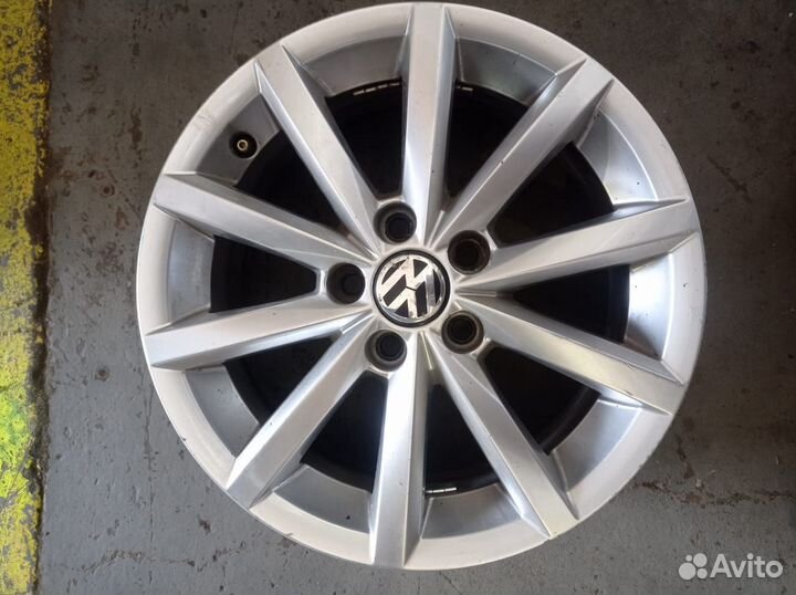 Диск литой Фольксваген Поло 5*100