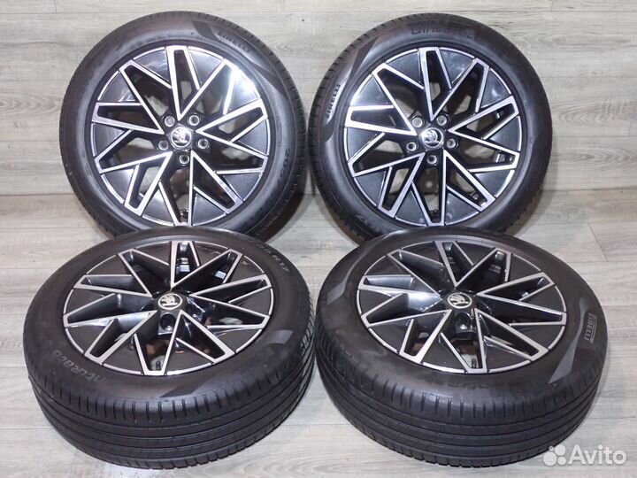 Комплект оригинальных колес R17 Skoda Octavia