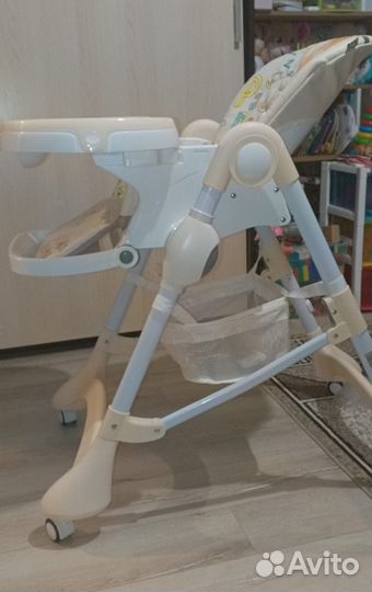Стульчик для кормления babyton