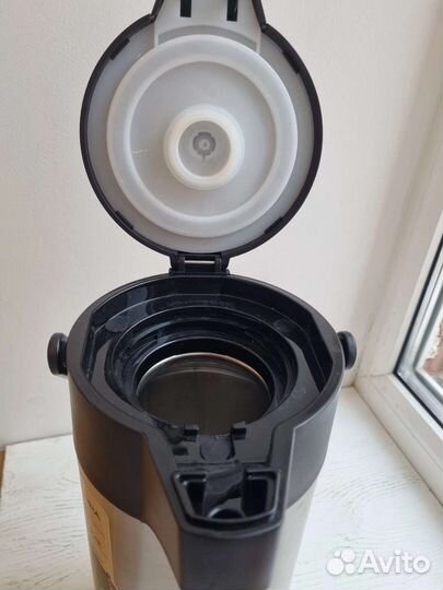 Термос на 3.5 литра из нержавки с помпой-оч.удобно