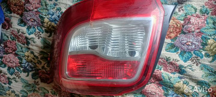 Фара задняя правая Рено сандеро степвей 2