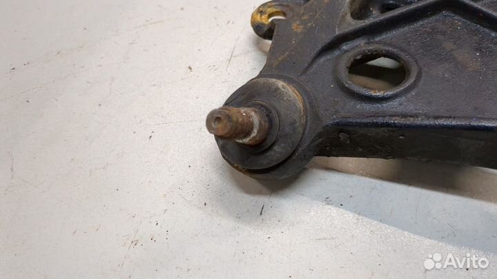 Рычаг подвески левый передний Suzuki Grand Vitara XL-7