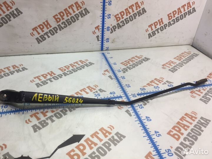 Мерседес Вито Держатель дворника левый Лев