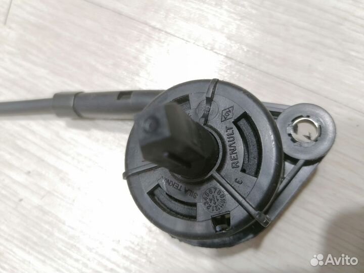 Ручка открывания капота Renault logan