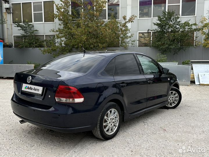 Volkswagen Polo 1.6 AT, 2011, 230 000 км