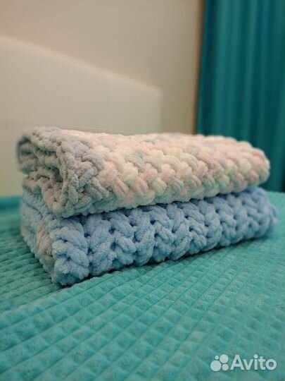 Плед детский вязаный