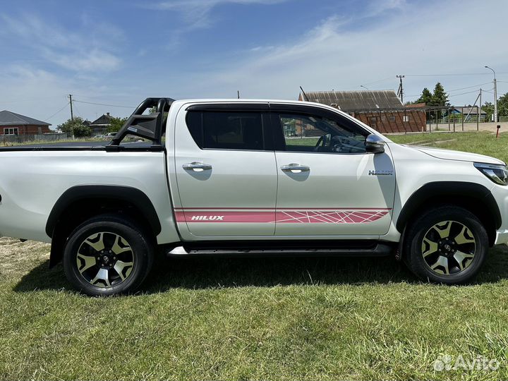 Toyota Hilux 2.8 AT, 2018, 170 000 км