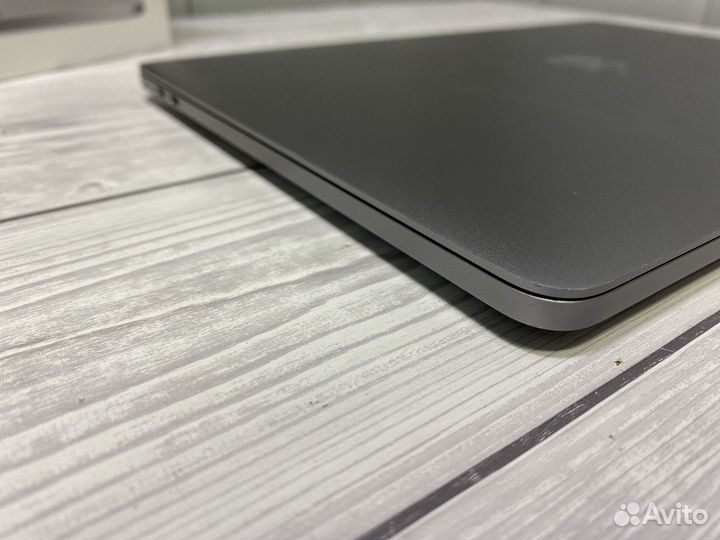 Apple MacBook Pro M1 13