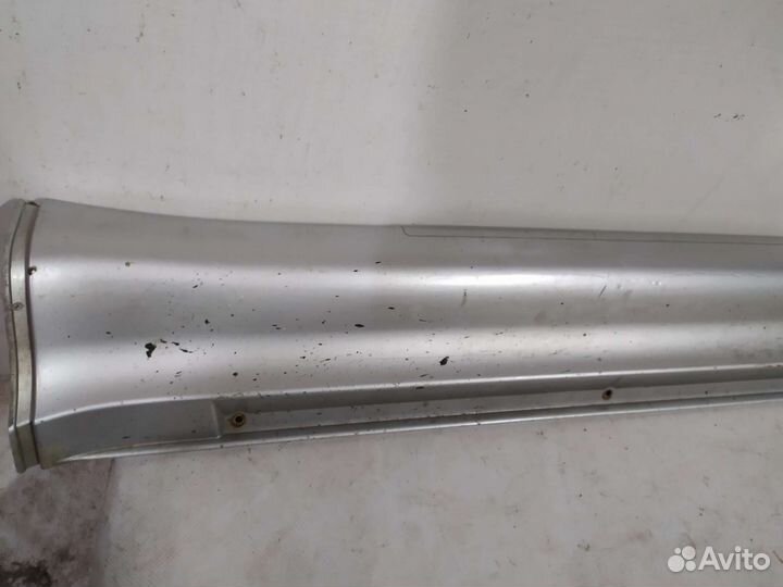 Накладка порога левая Монтеро 3 Паджеро