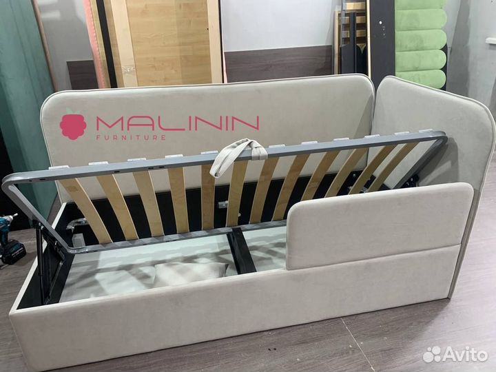 Детская кровать 90 на 200