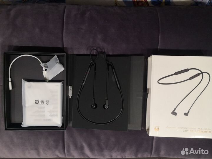 Беспроводные наушники Huewei FreeLace