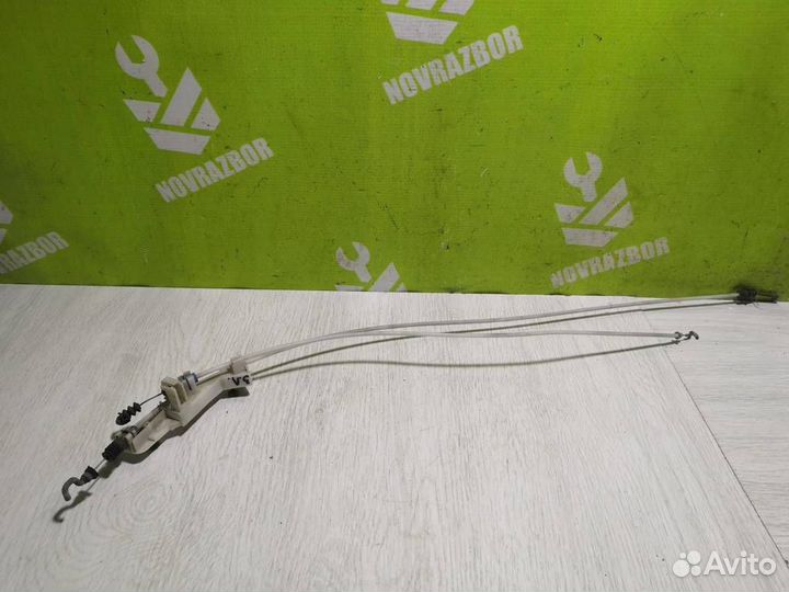 Трос открывания двери Ауди 80 90 Б3