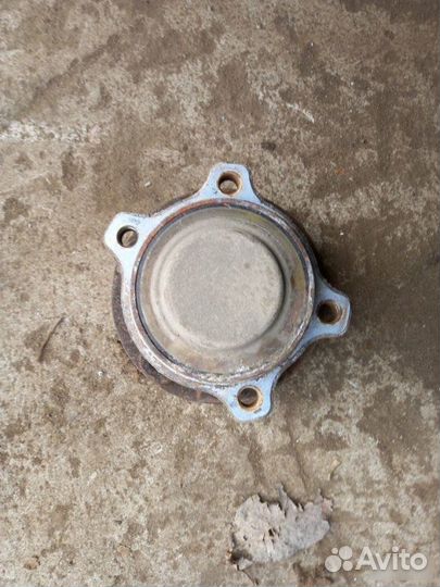 Ступица задняя Volvo S60