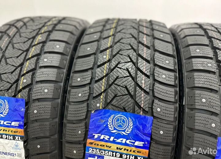 Tri Ace Snow White II 235/35 R19 34H