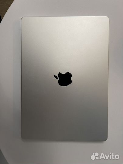 Apple MacBook Pro14 6циклов зарядки использовано