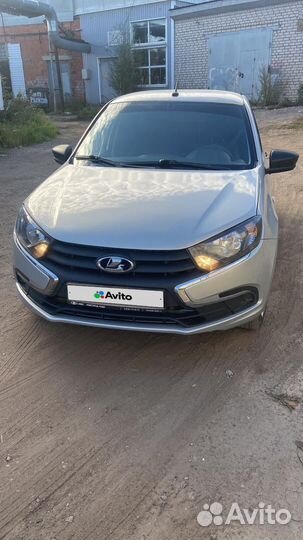 LADA Granta 1.6 МТ, 2020, 48 000 км