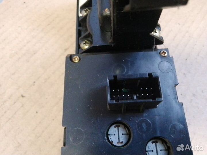 Переключатель отопителя печки Honda Accord 2.0