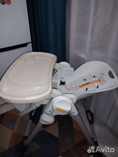 Стульчик для кормления chicco