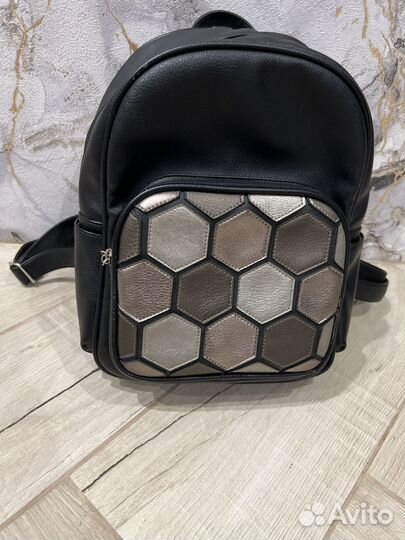 Продам школьный рюкзак