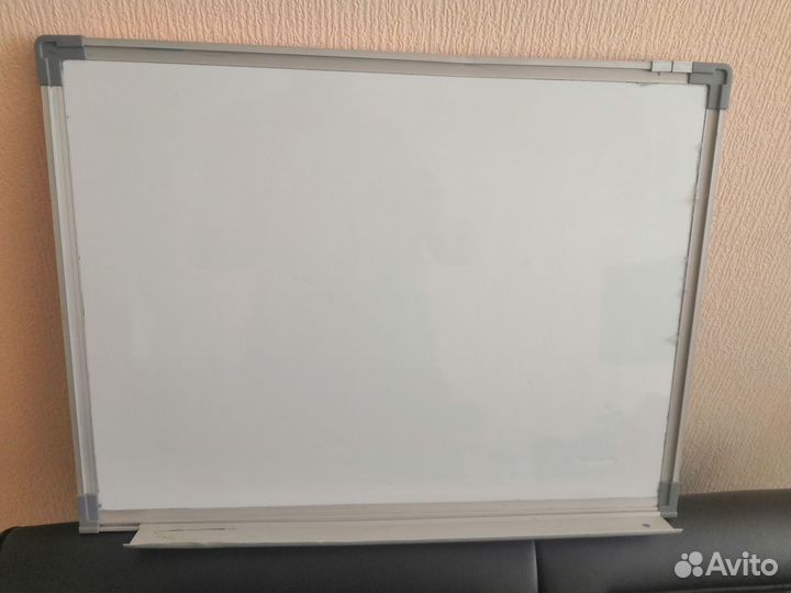 Магнитно-маркерная доска (45х60) см