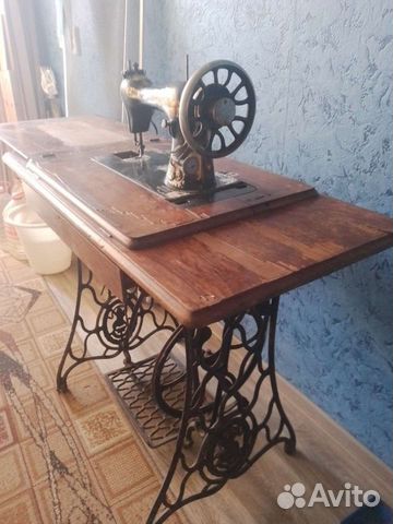 Швейная машинка зингер ножная