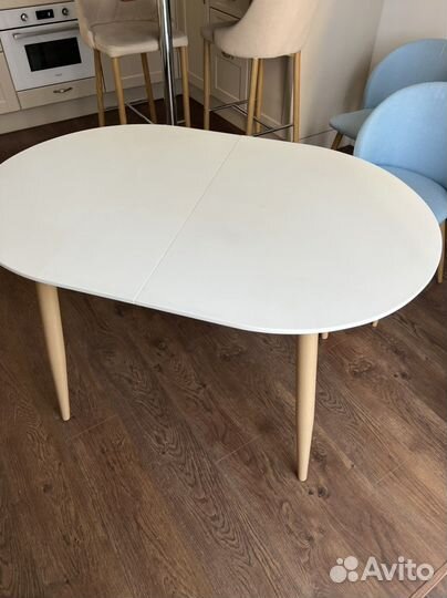 Кухонный стол