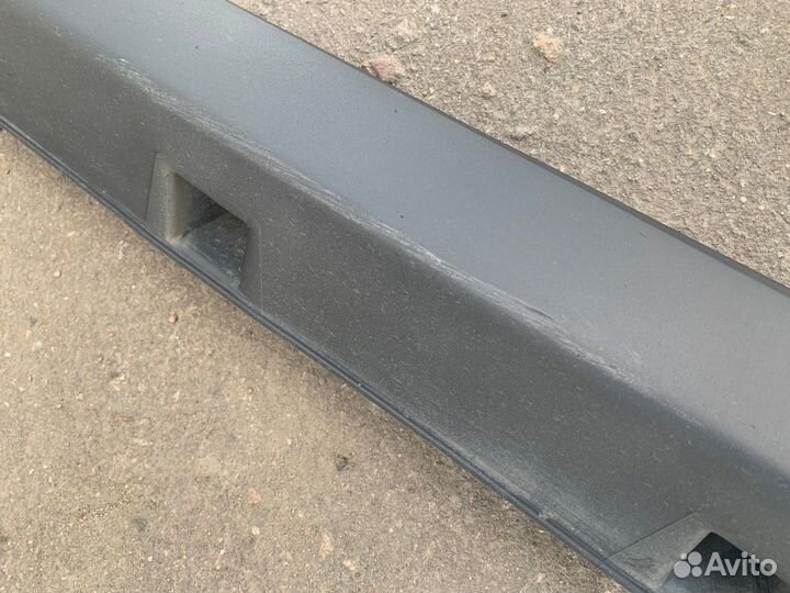 Накладка правого порога Mokka