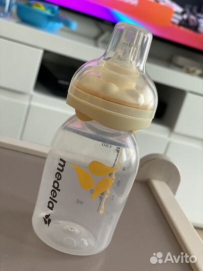 Бутылочка Medela со смарт-соской Calma