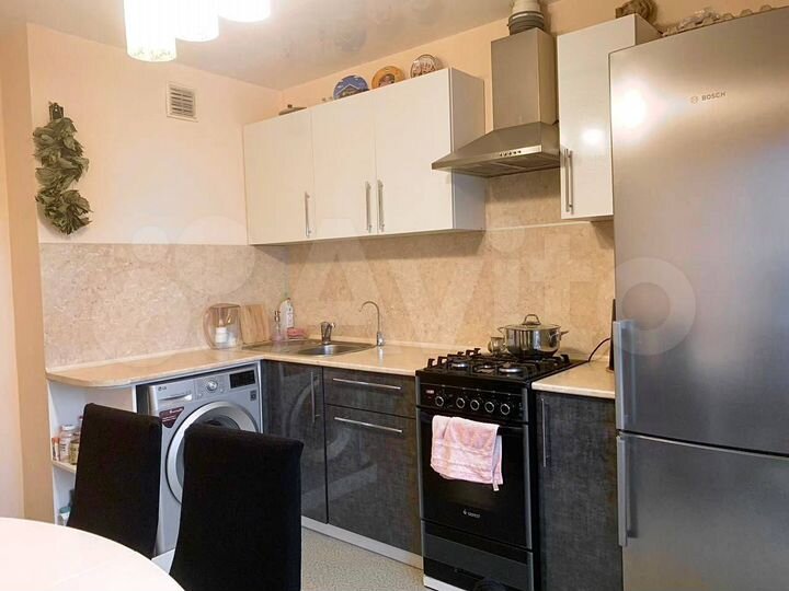 2-к. квартира, 51,7 м², 9/9 эт.