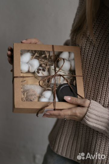 Подарочный набор hygge box с арома свечой 