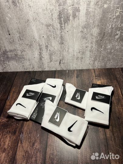 Носки Nike высокие белые