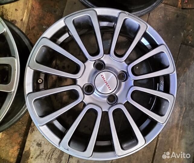 Литые диски R15 4x100 цо 60.1 ET40