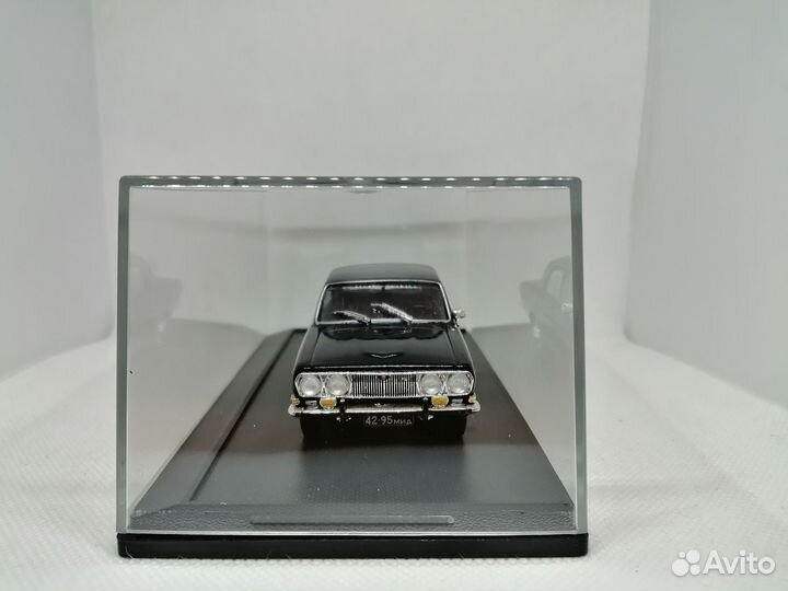 Модель газ-24 четырёхфарная «Волга»