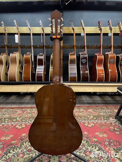 Гитара Yamaha C40 с трансакустическим блоком